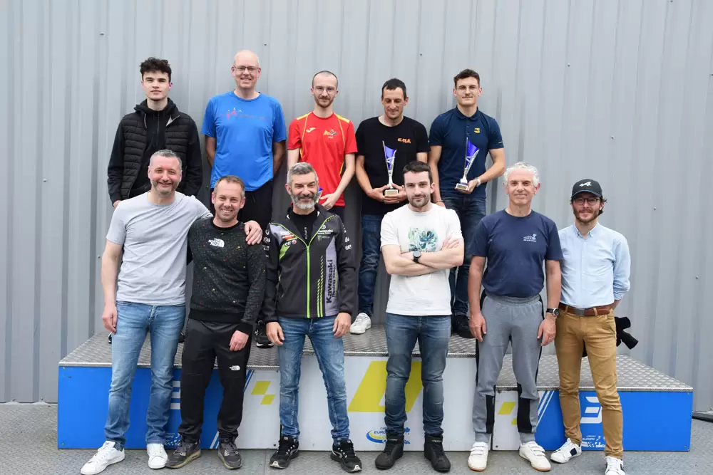 les pilotes au podium de la course du 29 mai 2025 les pilotes au podium de la course de l'Ascension 2025