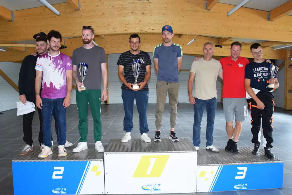 vainqueurs M2 enduro race 2025 les 3 vainqueurs de la M2 enduro race 2025