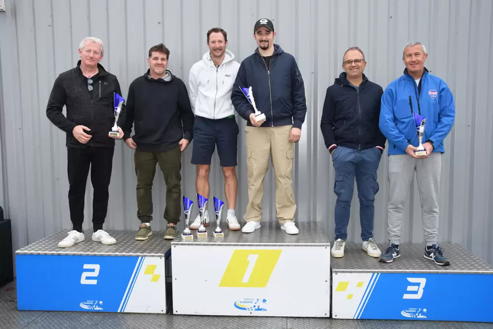 les pilotes au podium du challenge hivernal masters manche 2 2025 2026