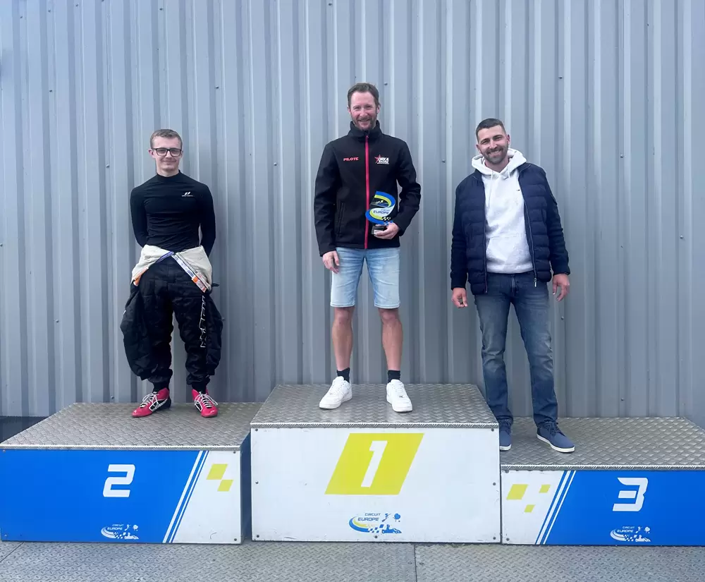 le podium de la course du 16 mai 2026
