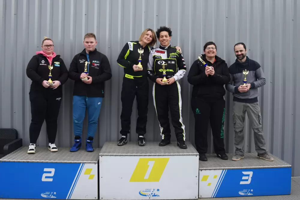 podium avec les vainqueurs de la course de la Saint Valentin du dimanche 8 février 2026 après-mi